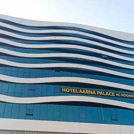 Hotel Aarna Palace Vadodara Buitenkant foto